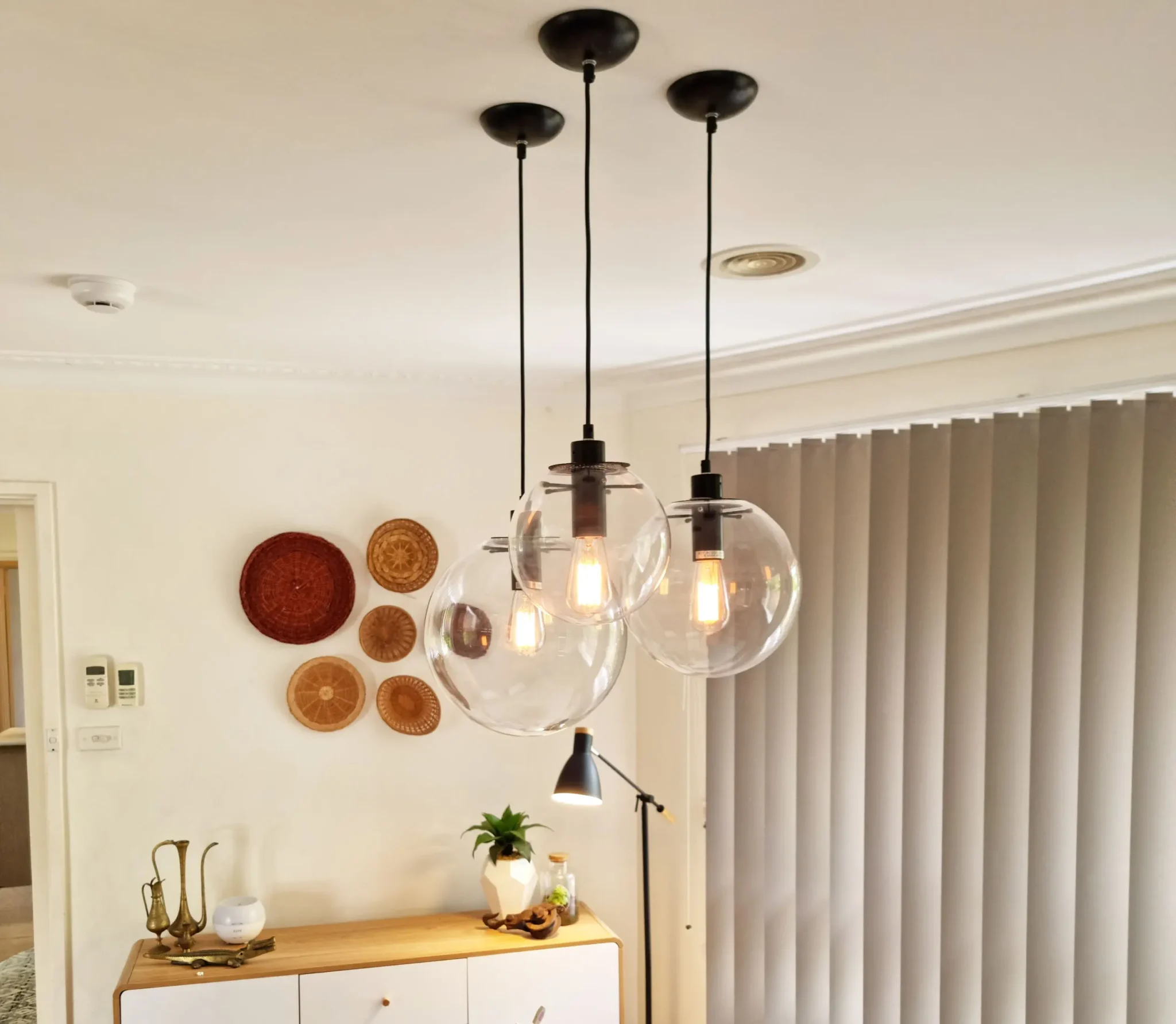 Need an electrician now? Talk to MEF Electrics!